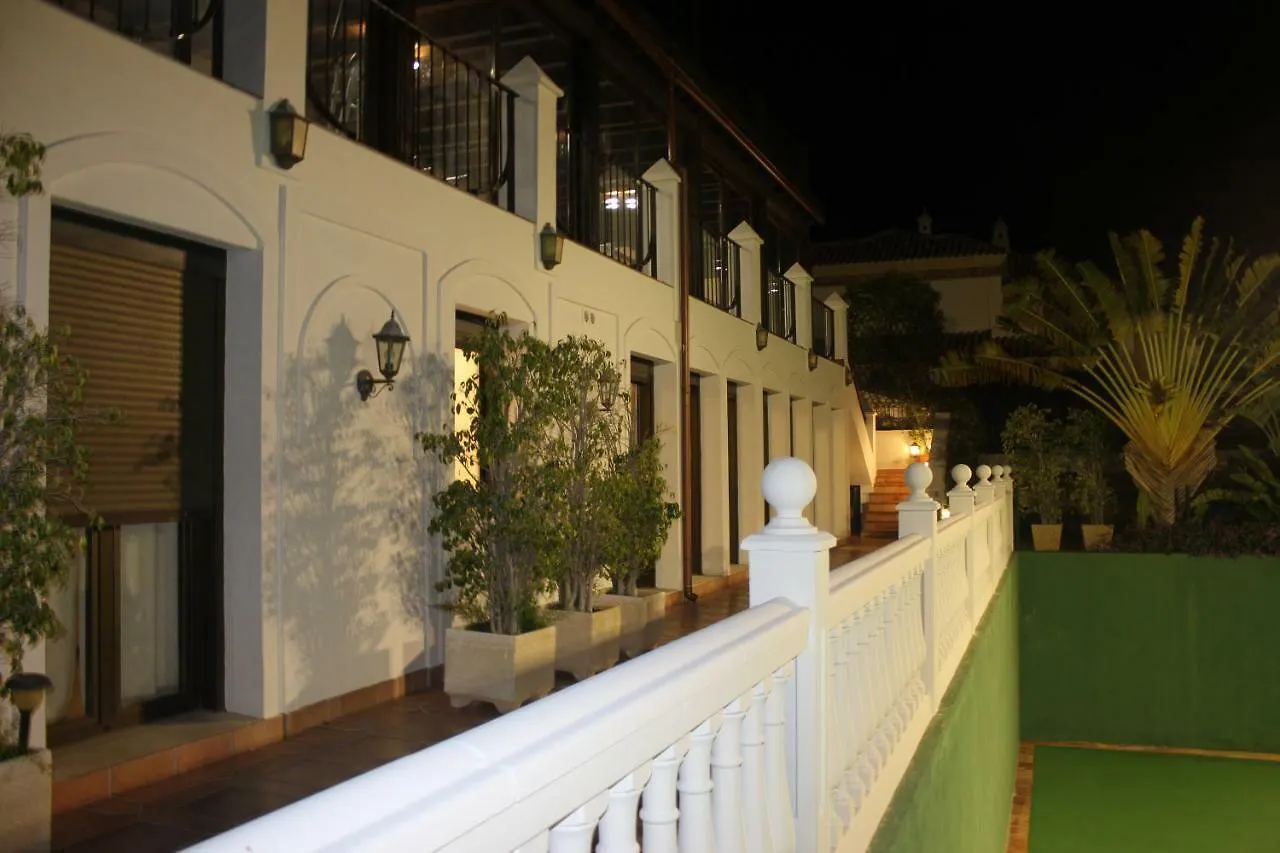 Villa La Perla Blanca Marbella