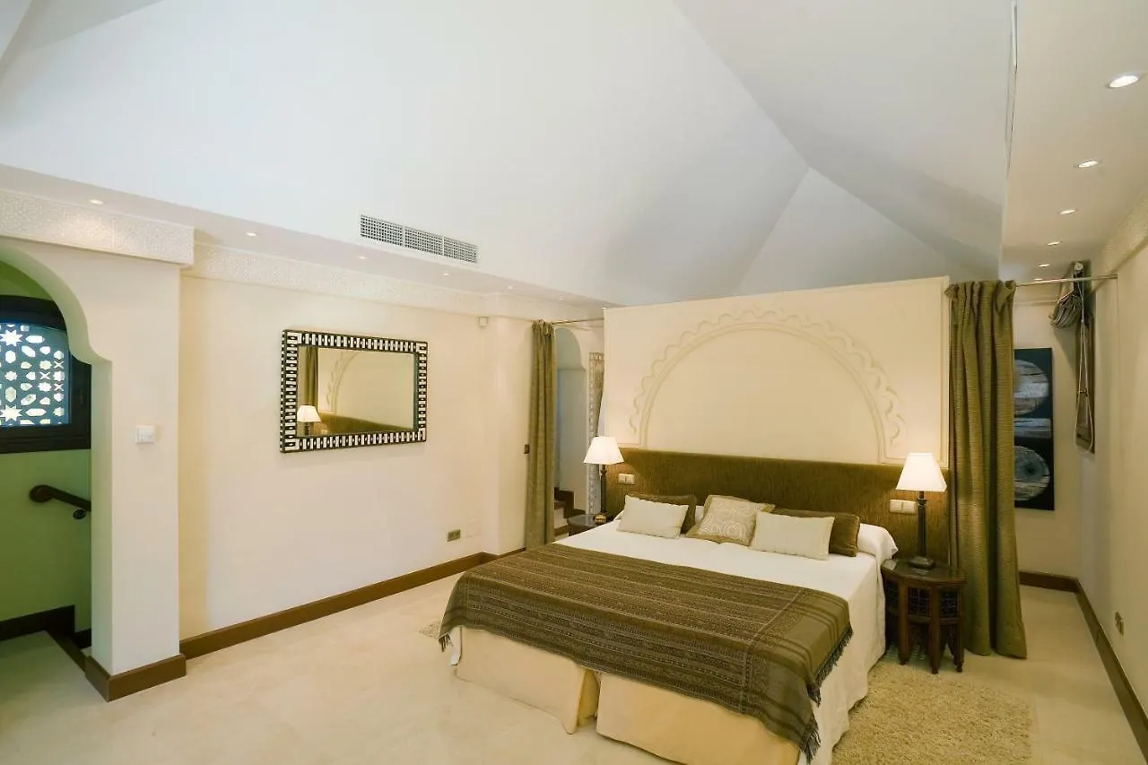 Villa La Perla Blanca Marbella