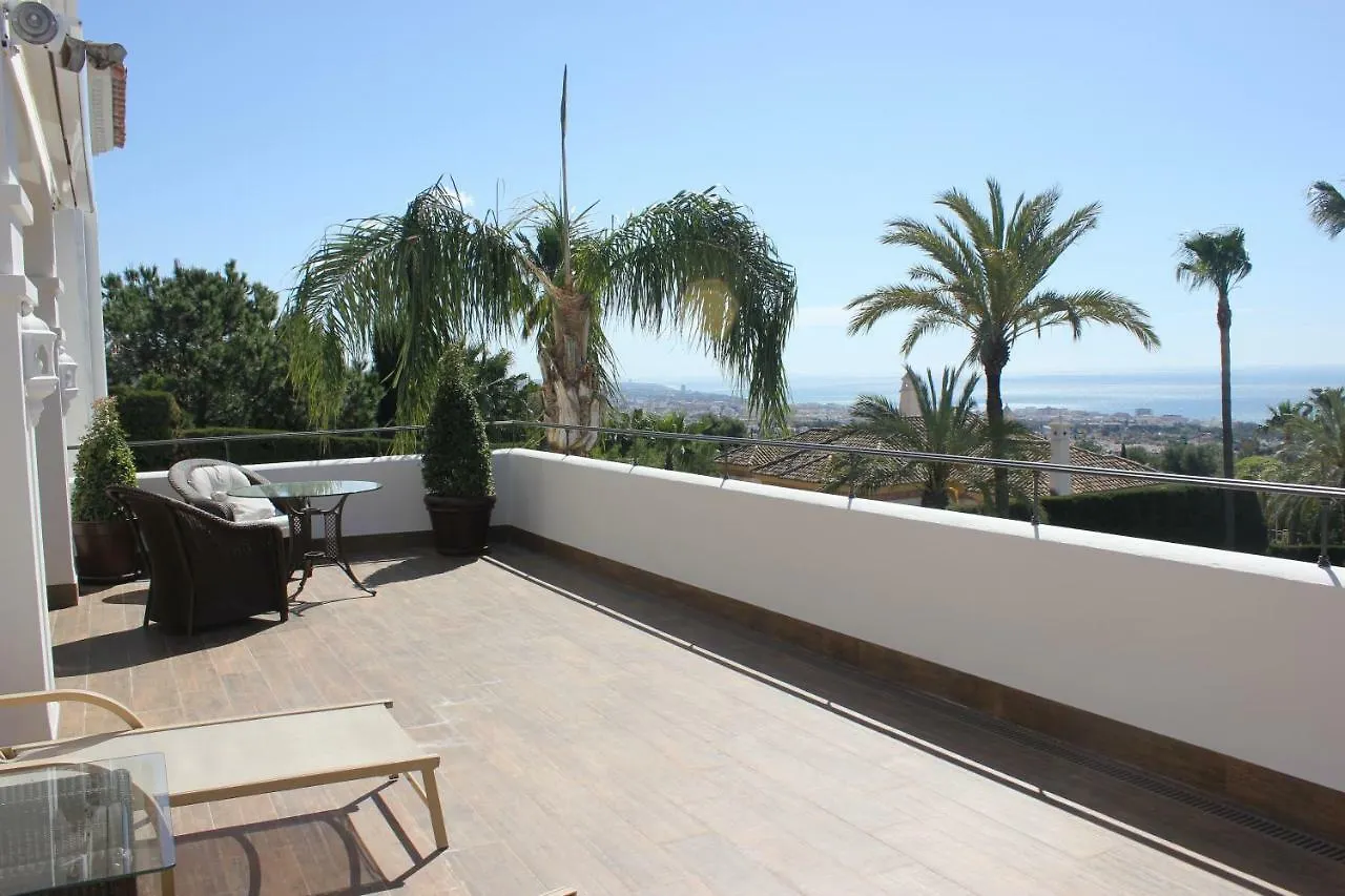 Villa La Perla Blanca Marbella