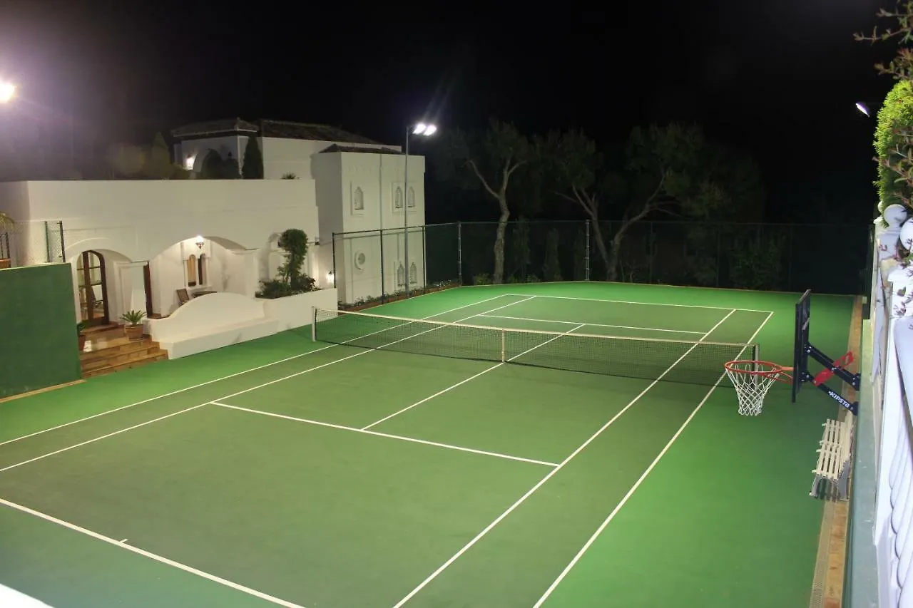Villa La Perla Blanca Marbella Spain
