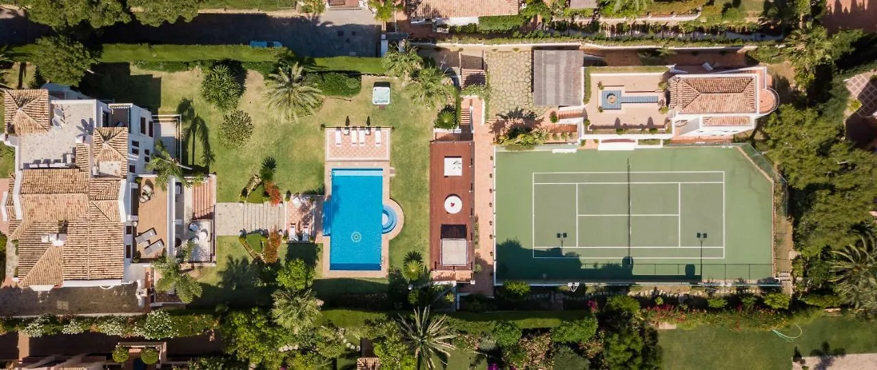 Villa La Perla Blanca Marbella 0*,