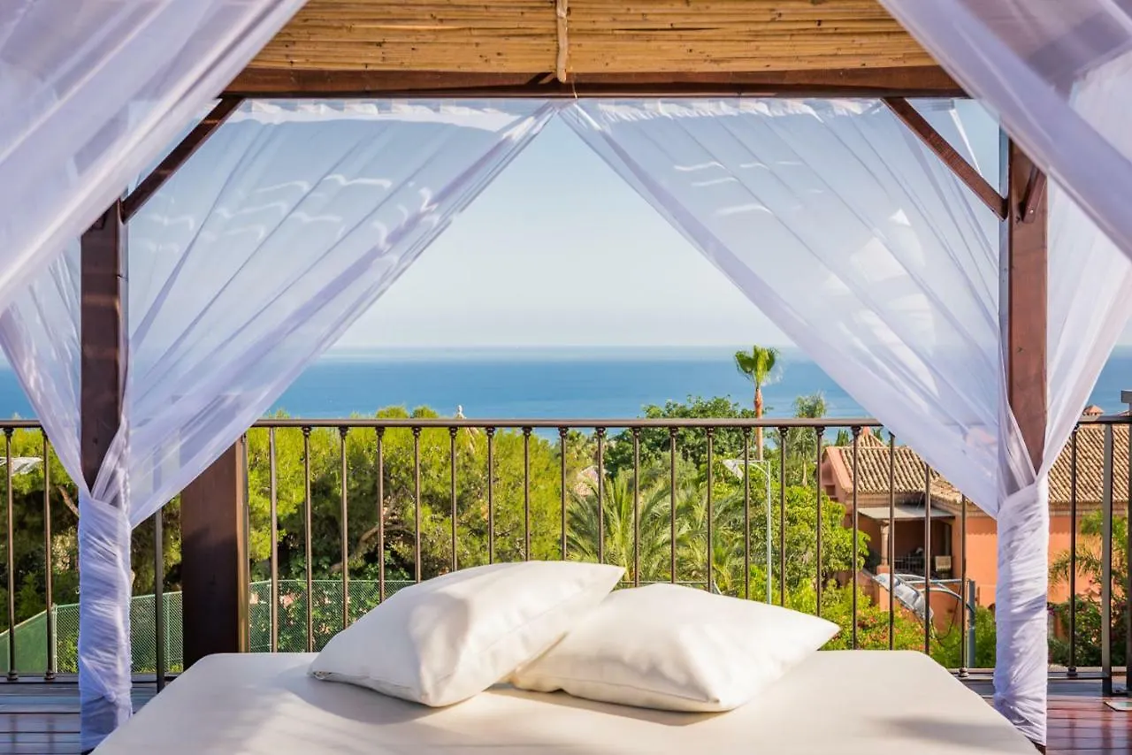 Villa La Perla Blanca Marbella Spain