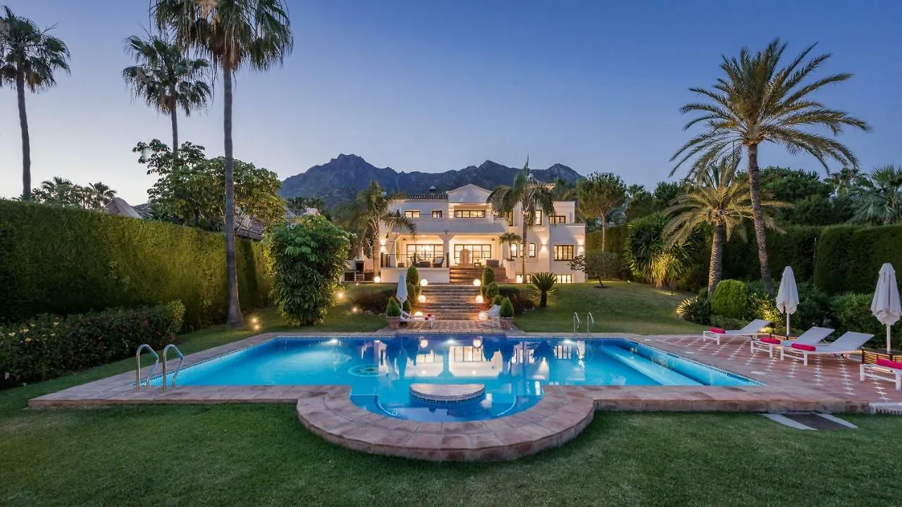 Villa La Perla Blanca Marbella