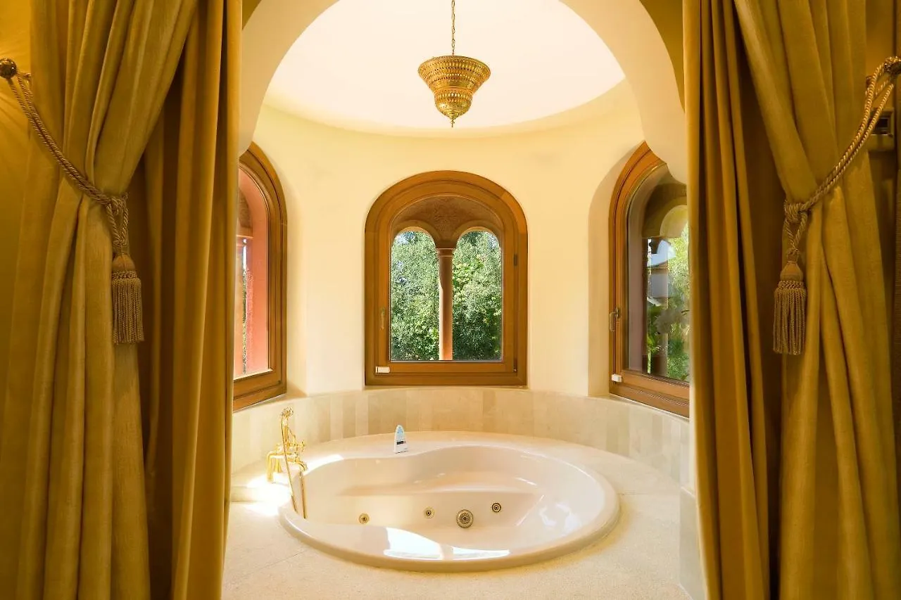 Villa La Perla Blanca Marbella 0*,  Spain