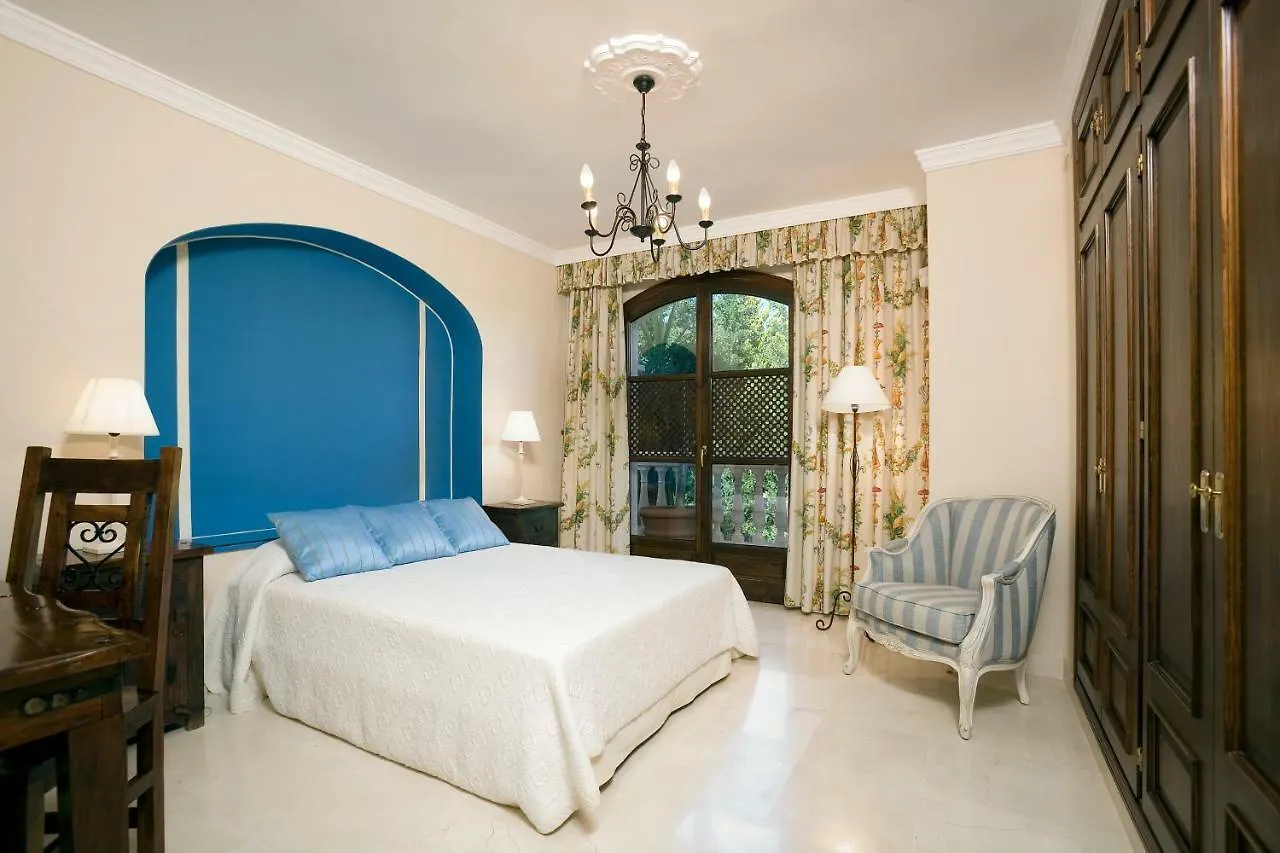 Villa La Perla Blanca Marbella
