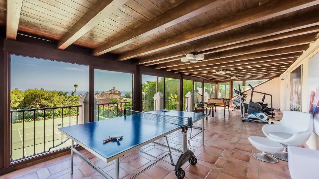 Villa La Perla Blanca Marbella