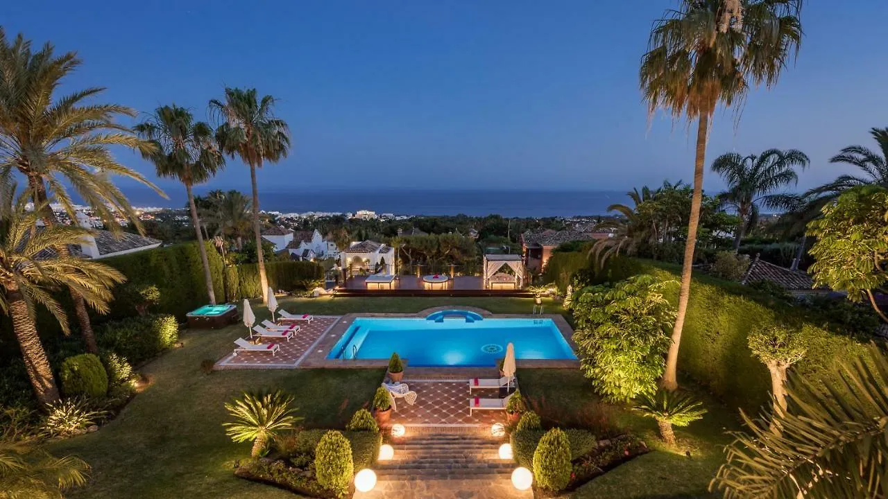 Villa La Perla Blanca Marbella