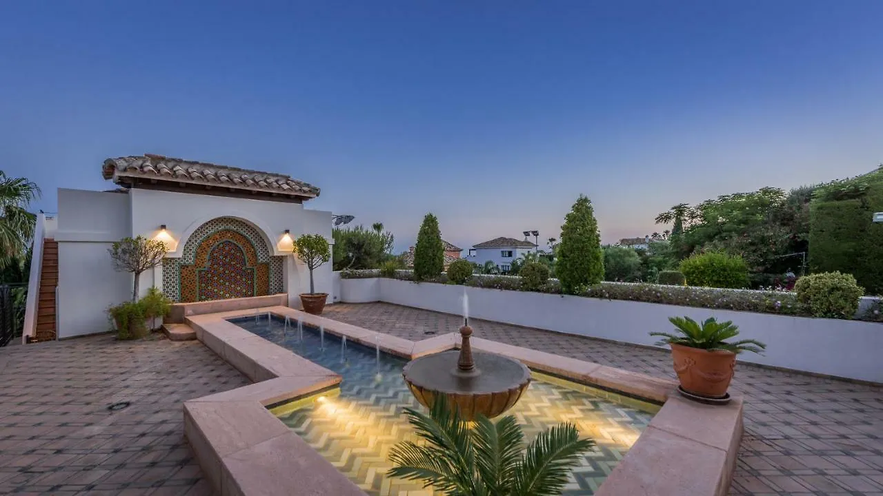 Villa La Perla Blanca Marbella Spain