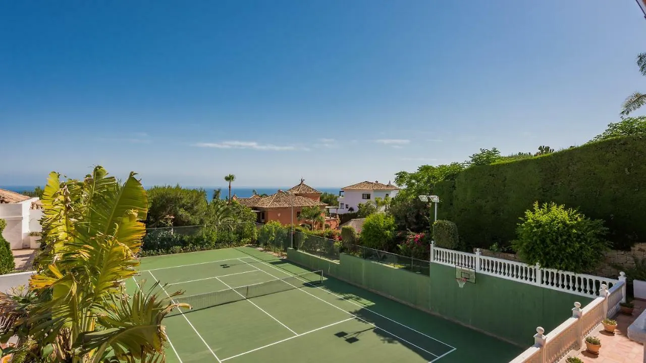 Villa La Perla Blanca Marbella