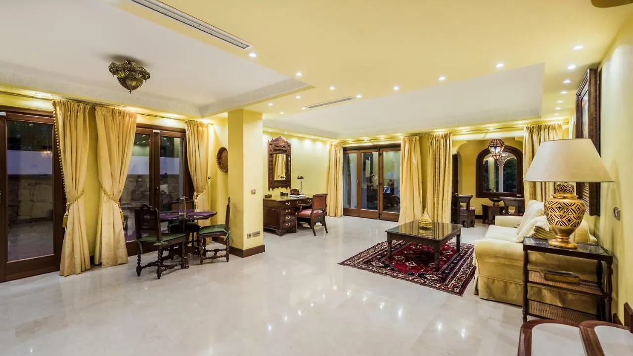 Villa La Perla Blanca Marbella Spain