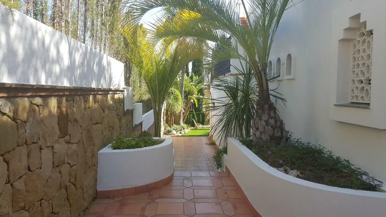 Villa La Perla Blanca Marbella